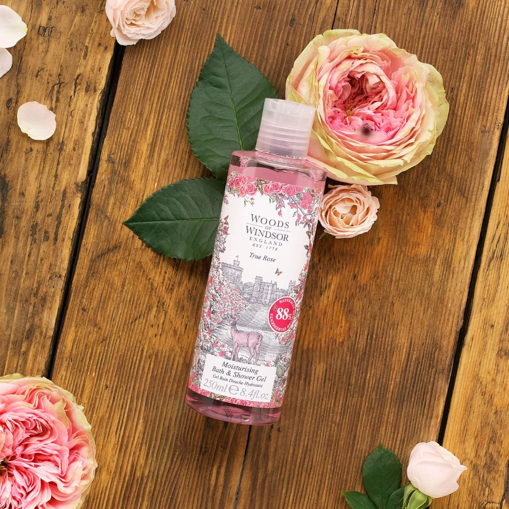Woods of Windsor Rose Bath and Shower Gel 250ml